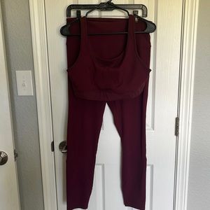 Used Size Large Joy Lab Ribbed Burgundy Bra and Legging set